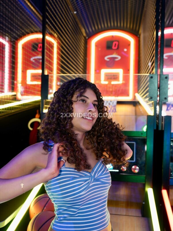 Jenny Hoyos photo