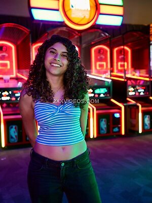 Jenny Hoyos photo