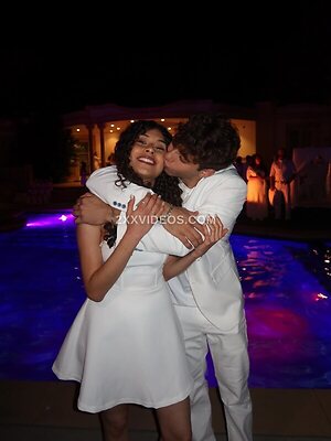 Jenny Hoyos photo