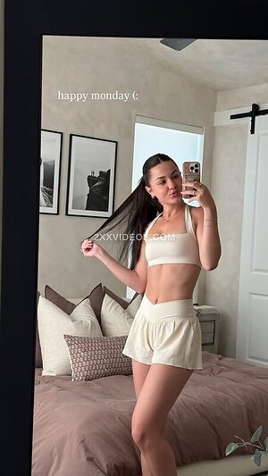 Jessica Baio Nude Leaked Photo #25