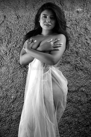 Jhilik Roy photo