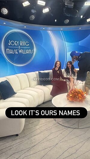 Joey King photo