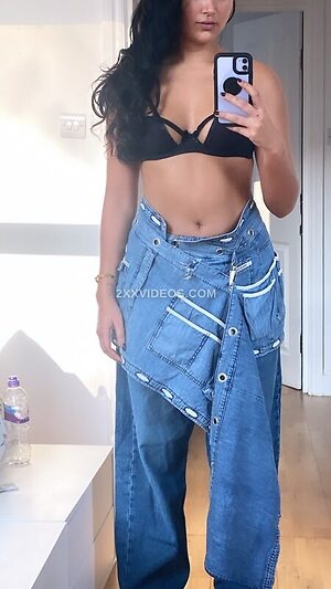 Joy Crookes Nude Leaked Photo #8