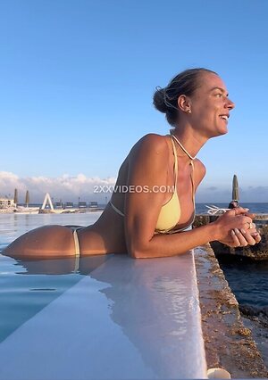 Karen Petz photo