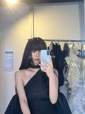 Karina photo