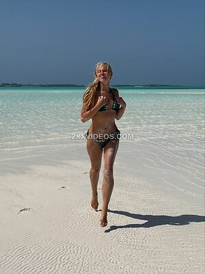 Kathryn Watts Nude Leaked Photo #24