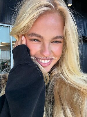 Kathryn Watts Nude Leaked Photo #29