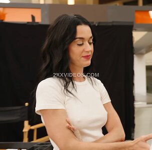 Katy Perry Nude Leaked Photo #15