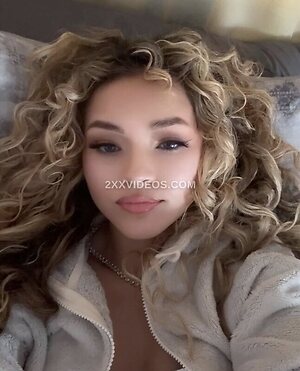 Kayleeterrerooo photo