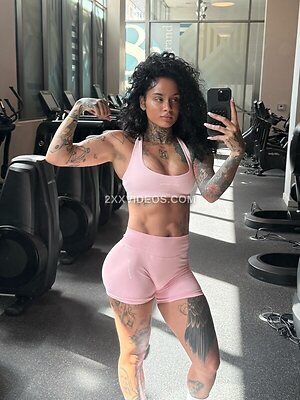 Kehlani Nude Leaked Photo #2