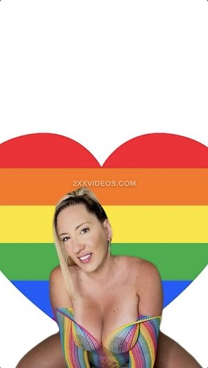 Kelly Divine photo