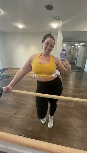 Kelly Divine photo