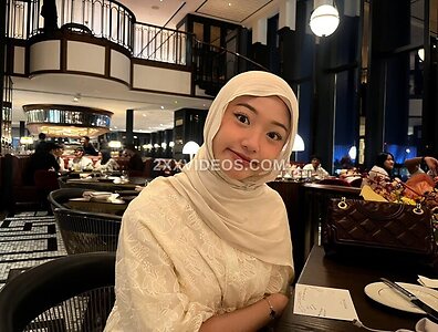 Khalisya Renata photo