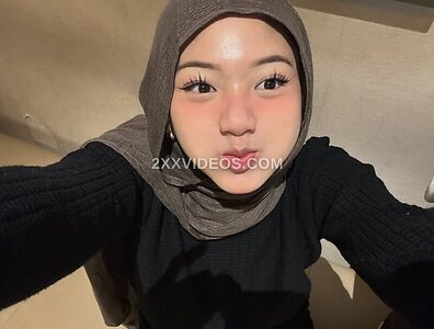 Khalisya Renata photo