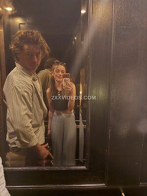 Kiernan Shipka Nude Leaked Photo #3