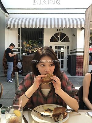 Kim Chaewon Nude Leaked Photo #99