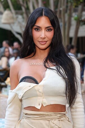 Kim Kardashian photo