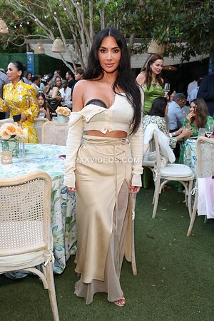 Kim Kardashian photo