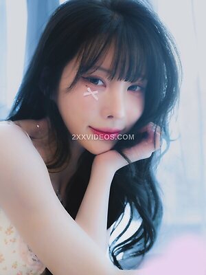 Kim Yu Nude Leaked Photo #14