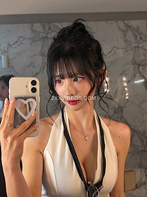 Kim Yu Nude Leaked Photo #31
