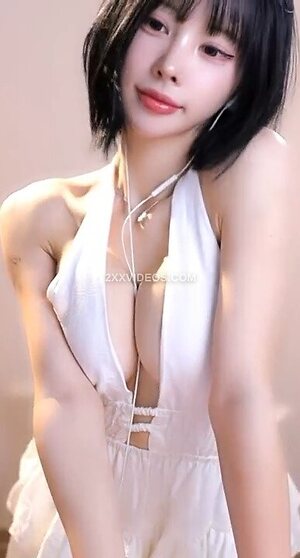 Kim Yu Nude Leaked Photo #130