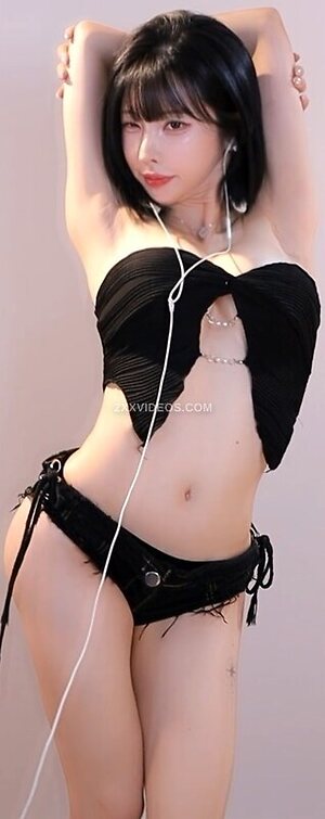 Kim Yu Nude Leaked Photo #165