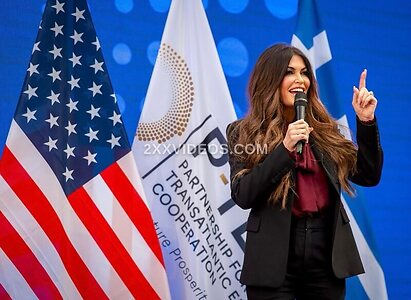 Kimberly Guilfoyle Nude Leaked Photo #29