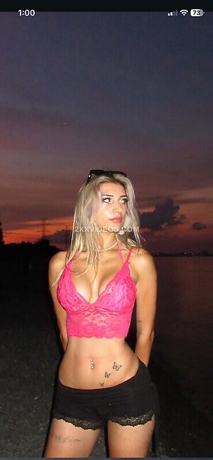 Kira21.xo Nude Leaked Photo #3