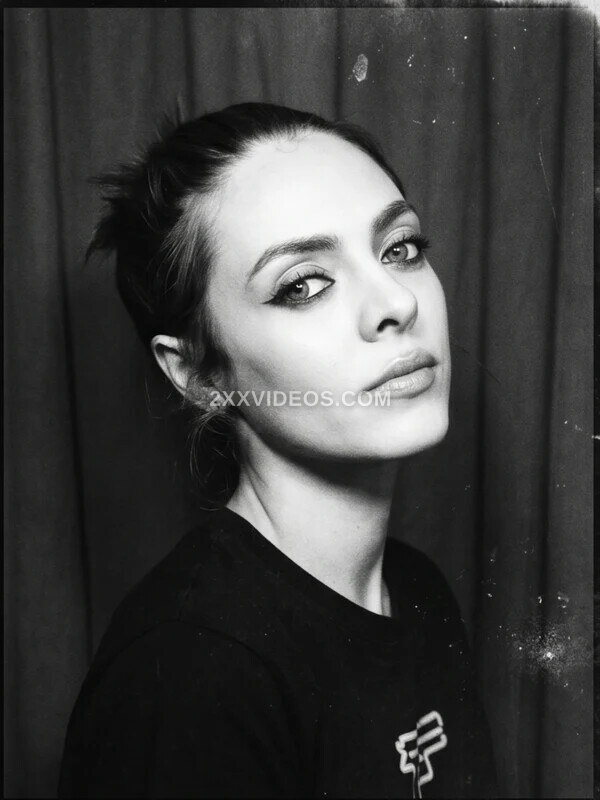 Kirsten Ria photo