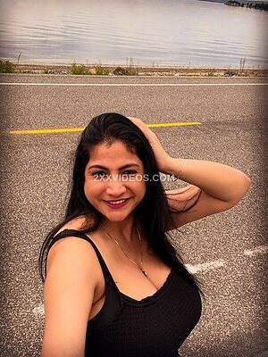 komal bhagat Nude Leaked Photo #37