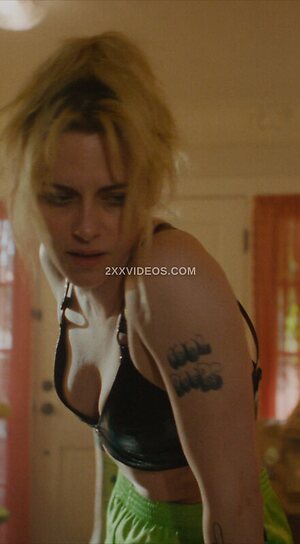 Kristen Stewart photo
