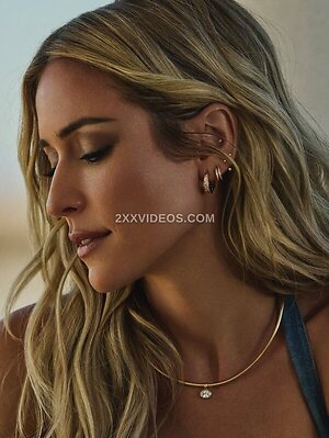 Kristin Cavallari photo