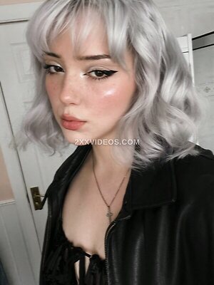 kvwviiju Nude Leaked Photo #31