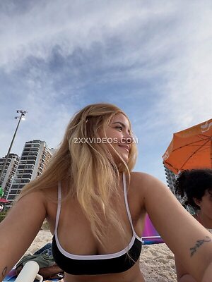 Larissa Esther Nude Leaked Photo #7