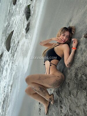 Laura Rodriguez Nude Leaked Photo #5
