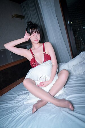 lee ahrin Nude Leaked Photo #31