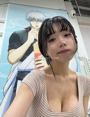 Lee Yeon-woo photo