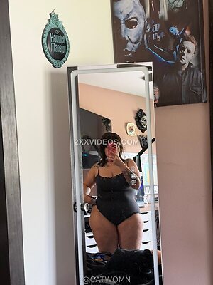 Lewnair Nude Leaked Photo #4