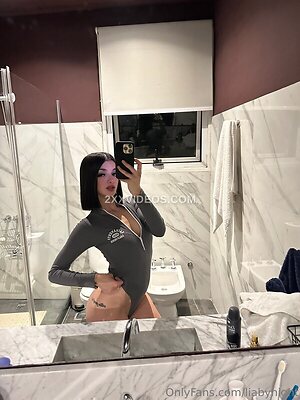 Lia Nude Leaked Photo #16