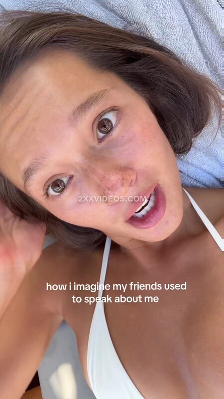 Lily Chee photo