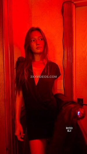 Lily Chee photo