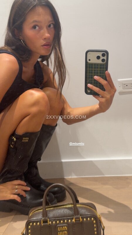 Lily Chee photo