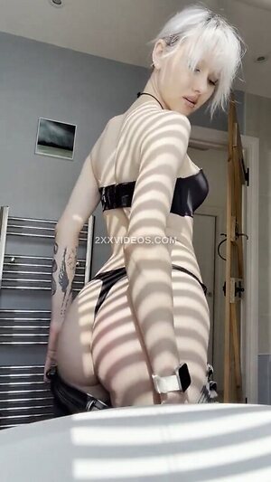 little_emo_kitten photo