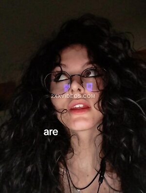 Littleweahe Nude Leaked Photo #2