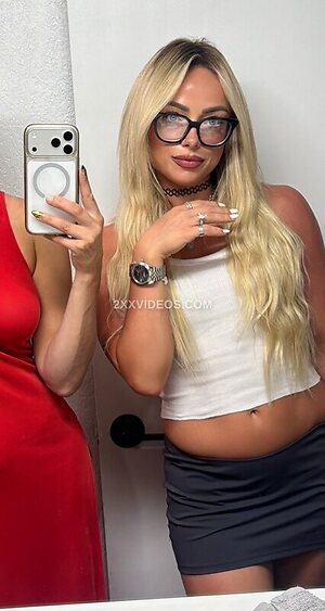 Liv Morgan photo