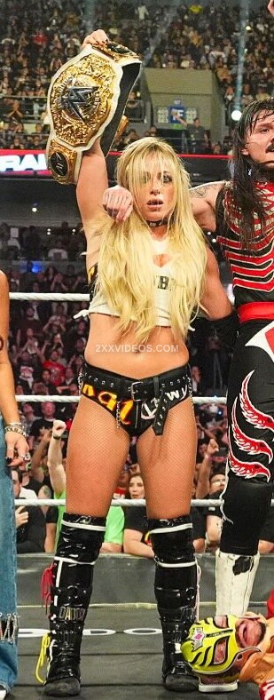 Liv Morgan photo