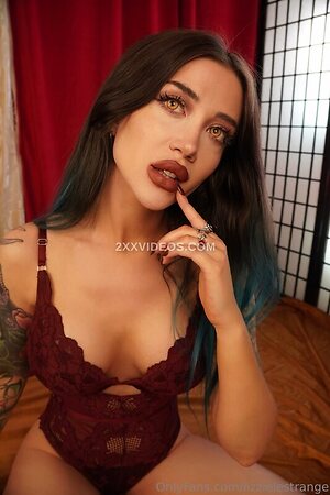 LizzieLestrange Nude Leaked Photo #6
