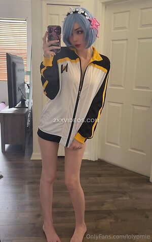 lolyomie photo