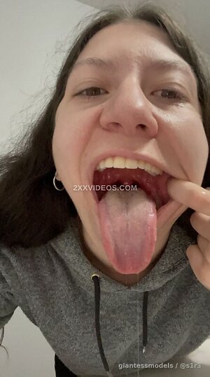 Longtongues1r3