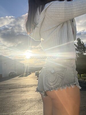 Lookielulie Nude Leaked Photo #15